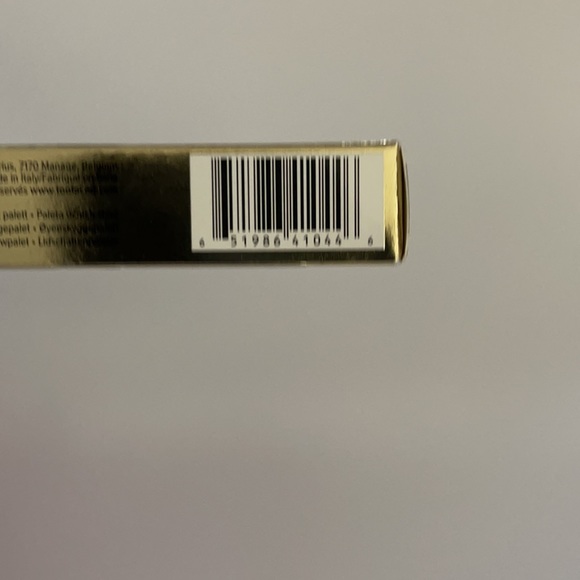 Too Faced Razzle Dazzle Berry eyeshadow palette - Picture 4 of 5